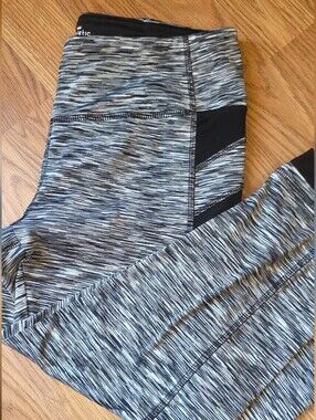 New Athletic Collection by 26 International Women's Active Athletic Pants M Gray